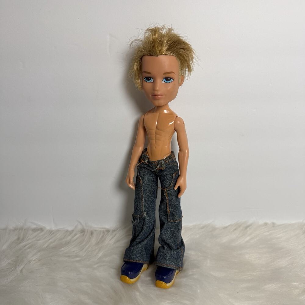 2002 2003 Bratz Boy Doll Cameron MGA Blonde Hair Blue Eyes Pants & Shoes Vtg